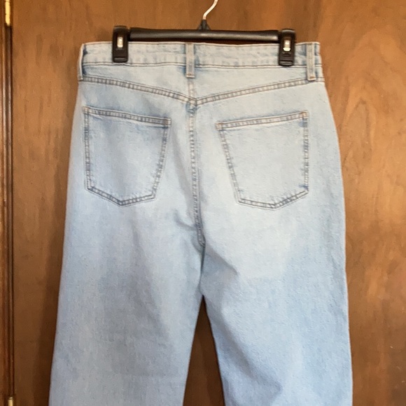 Relist7/6❌ LC Lauren Conrad super high rise Crop raw hem distressed w Slit hole - Picture 9 of 17